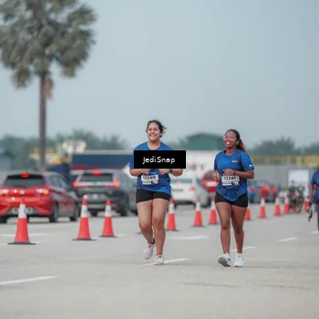 Runner Photo 7556062
