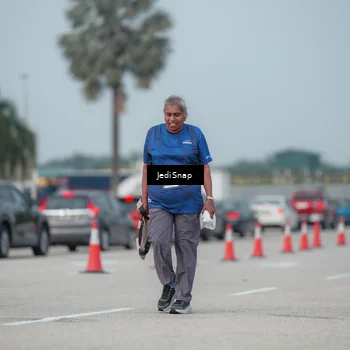 Runner Photo 7556073