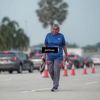 Runner Photo 7556080