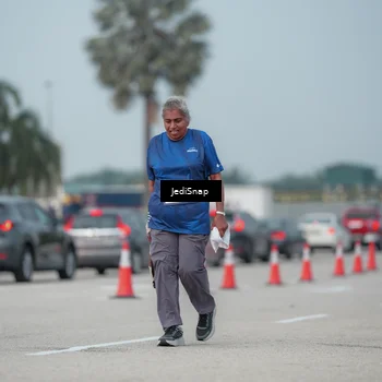Runner Photo 7556084