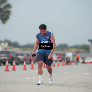 Runner Photo 7556095