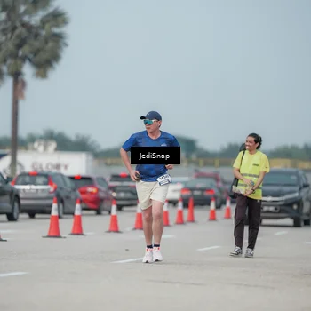 Runner Photo 7556096