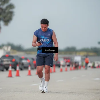 Runner Photo 7556101