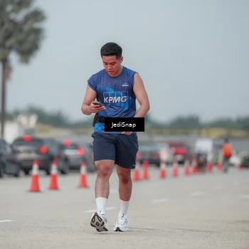Runner Photo 7556104