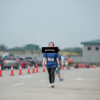 Runner Photo 7556107