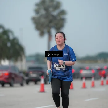 Runner Photo 7556109