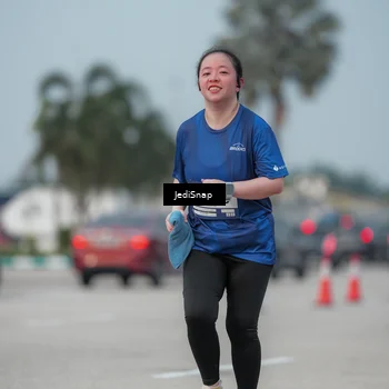 Runner Photo 7556114