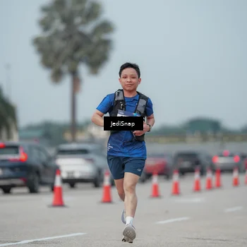 Runner Photo 7556119