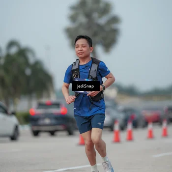Runner Photo 7556123