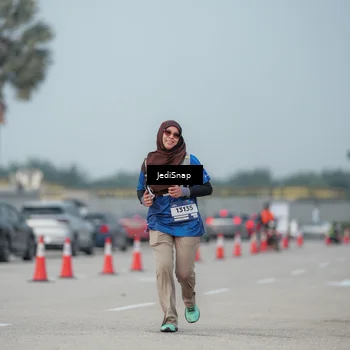 Runner Photo 7556135