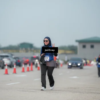 Runner Photo 7556141