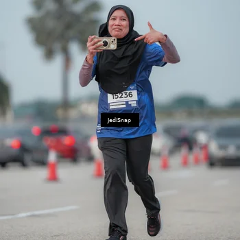 Runner Photo 7556161