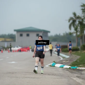 Runner Photo 7556167