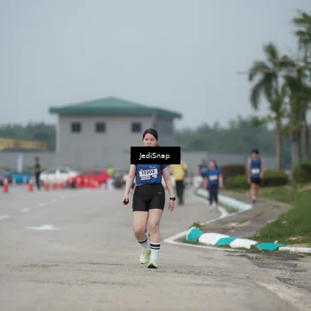 Runner Photo 7556169