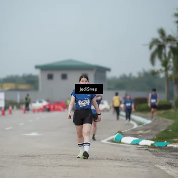 Runner Photo 7556170