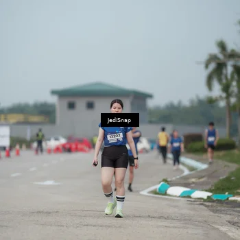 Runner Photo 7556175