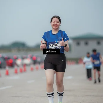 Runner Photo 7556178