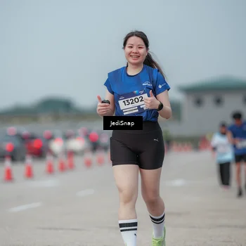 Runner Photo 7556180