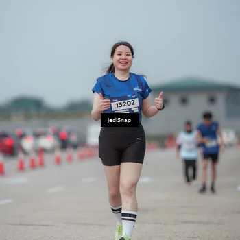 Runner Photo 7556182