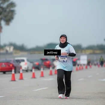 Runner Photo 7556206
