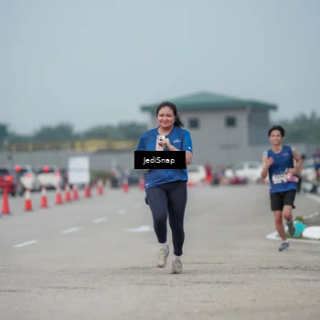 Runner Photo 7556214