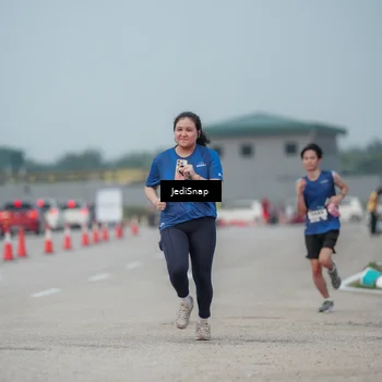 Runner Photo 7556221