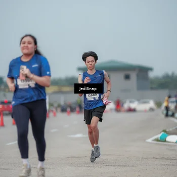 Runner Photo 7556225