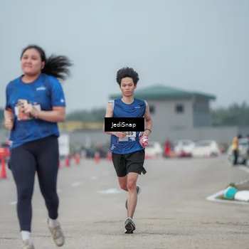 Runner Photo 7556227