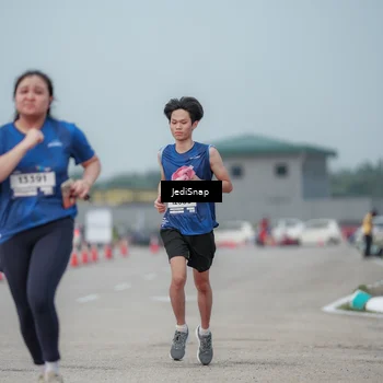 Runner Photo 7556228