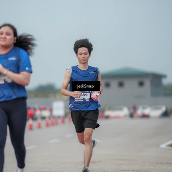 Runner Photo 7556231