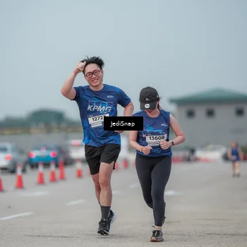 Runner Photo 7556240