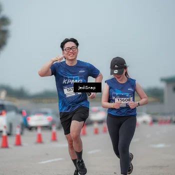 Runner Photo 7556244