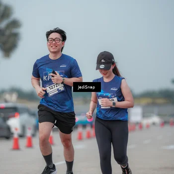 Runner Photo 7556246