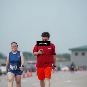Runner Photo 7556259