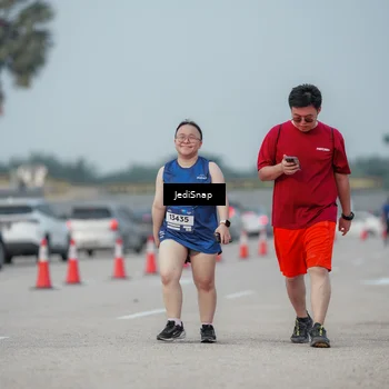 Runner Photo 7556260