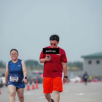 Runner Photo 7556261