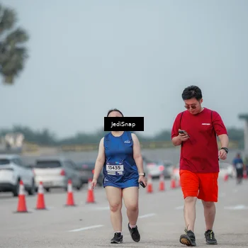 Runner Photo 7556262