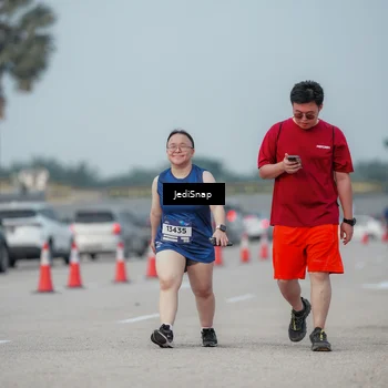 Runner Photo 7556264