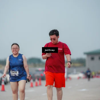 Runner Photo 7556265