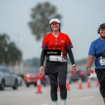 Runner Photo 7556270