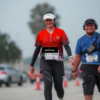 Runner Photo 7556275