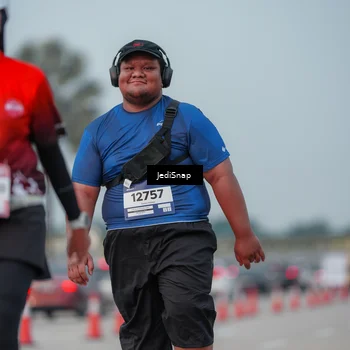 Runner Photo 7556279