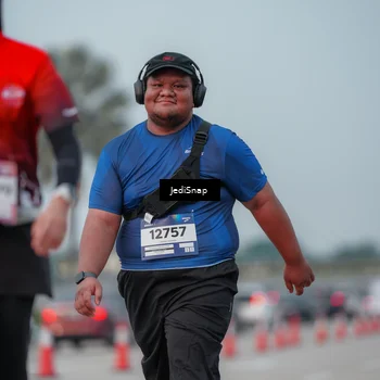 Runner Photo 7556281