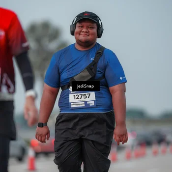 Runner Photo 7556283