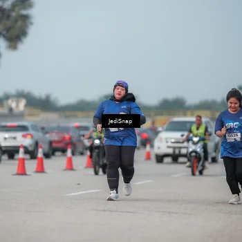 Runner Photo 7556301