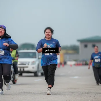 Runner Photo 7556312