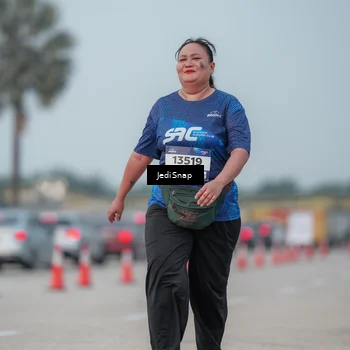 Runner Photo 7556320