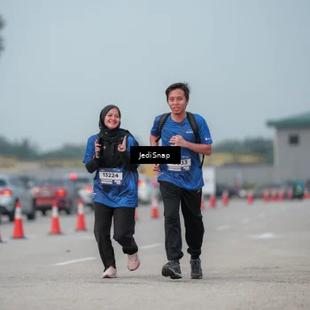 Runner Photo 7556322