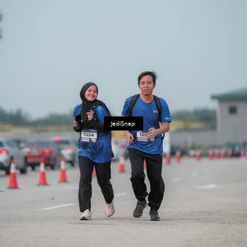 Runner Photo 7556328