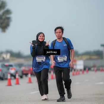 Runner Photo 7556331